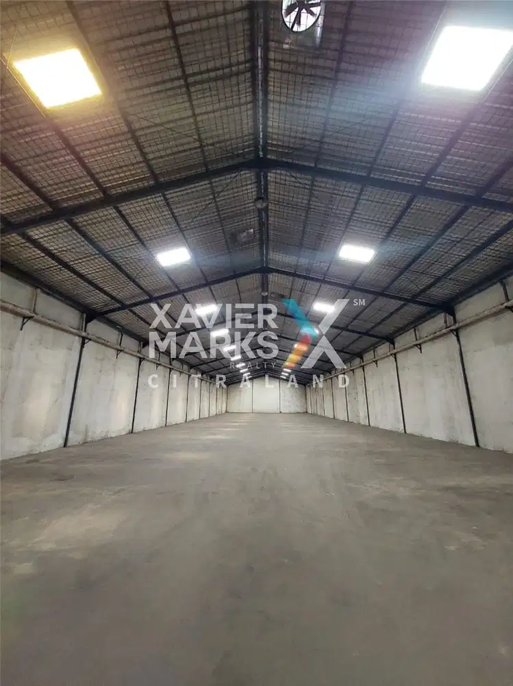 Gudang Margomulyo Permai, Siap Pakai, Luas Besar, Dilengkapi Kantor