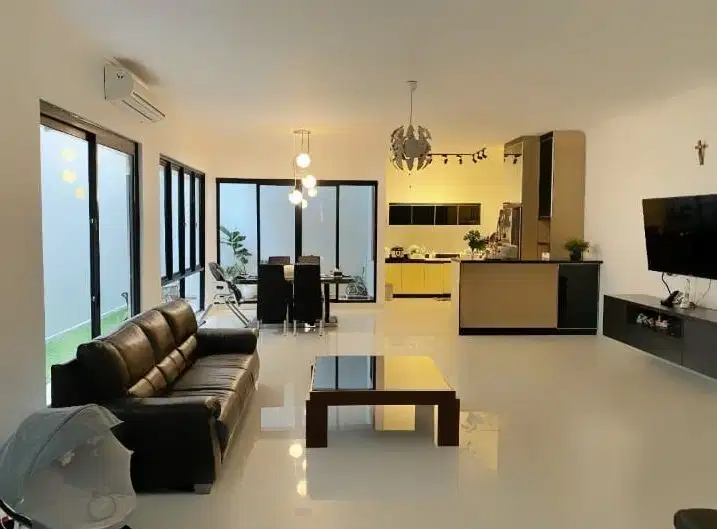 RUMAH MEWAH SIAP HUNI DI CITRA RAYA BELLEFLEUR