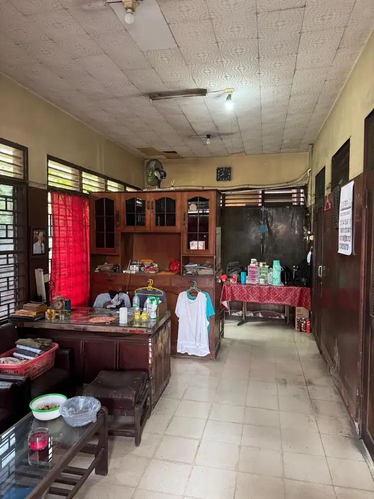 Dijual Rumah jalan Bogen Tambak sari cocok untuk kost2an
