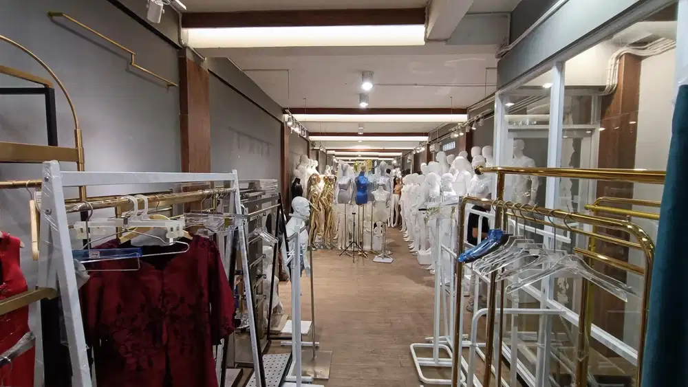 RUKO GANDENG 2 UNIT DEPAN BELAKANG HADAP JALAN RAYA SERPONG