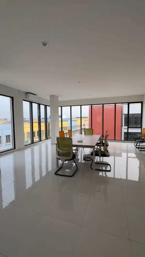 Ruko Maggiore Junction Gading Serpong  Hook ada solar panel