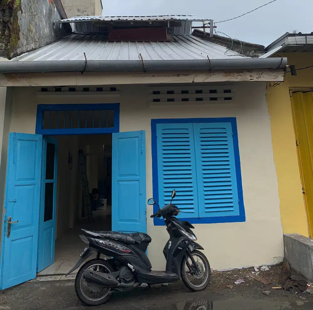 Rumah gudang dikontrakan/disewakan di jl Ester Ampenan