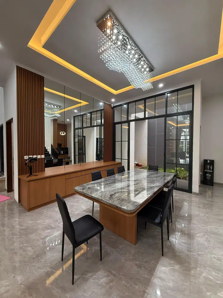 Jual Rumah mewah BSD Giriloka beserta furnishnya