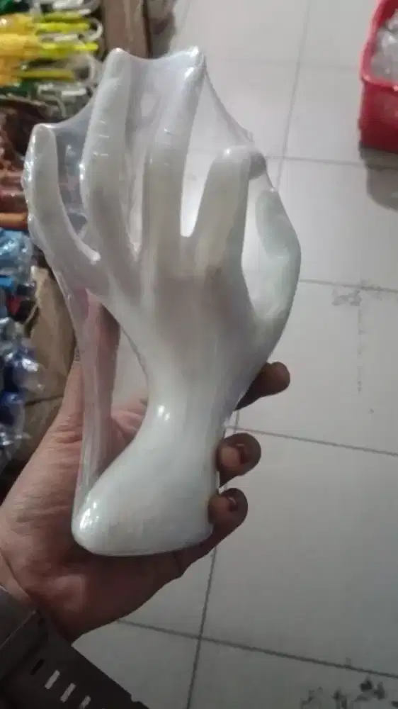 Display gelang cincin tangan