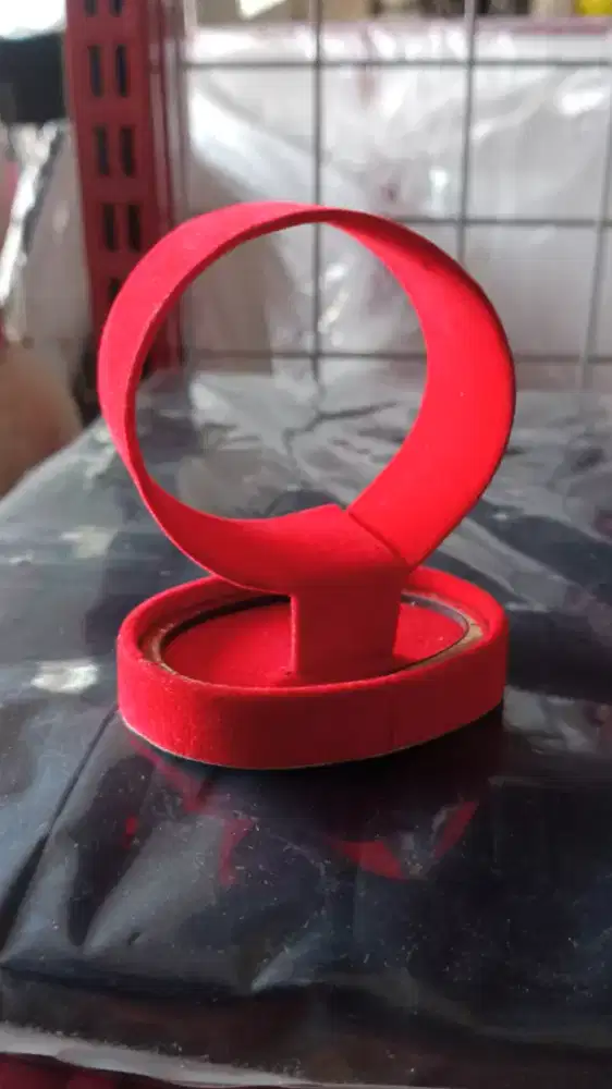 Display gelang jam tangan