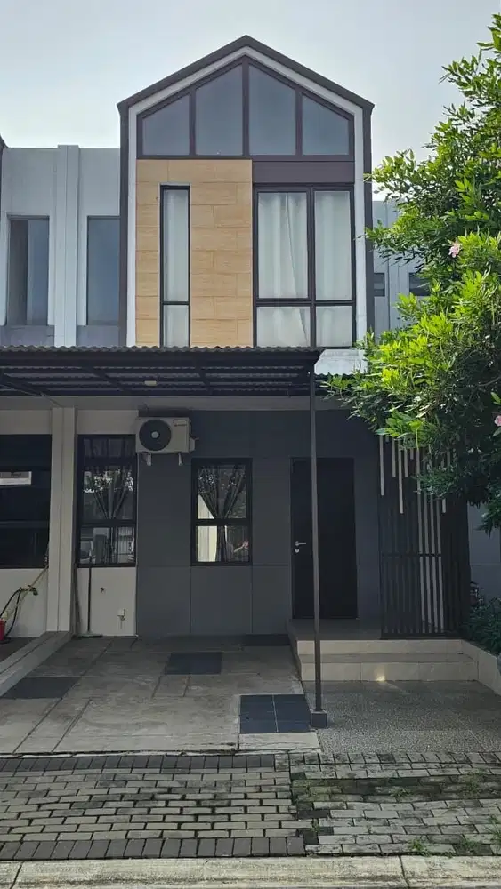 DIJUAL RUMAH DI THE CASTILLA BSD