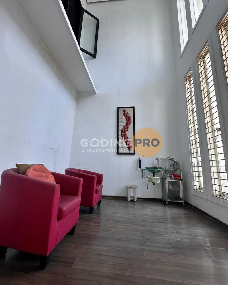 Rumah murah modern minimalis bangunan 3 lantai siap huni