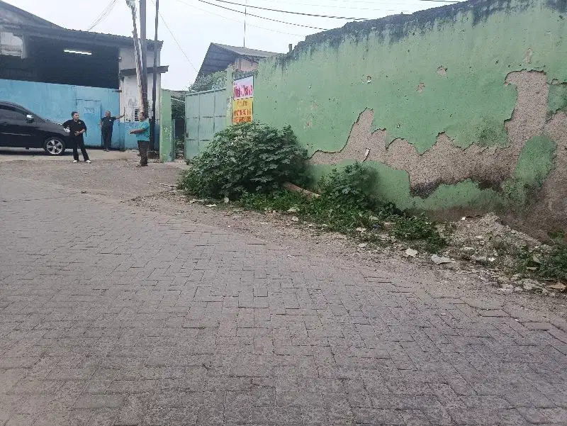 pabrik panunggangan barat