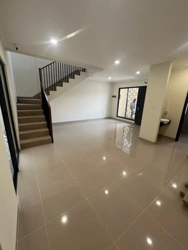 DIJUAL RUMAH BRAND NEW CLUSTER CARSON SUMMARECON GADING SERPONG