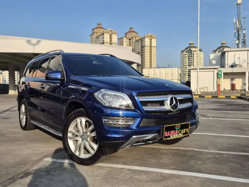 MERCY G class GL400 2017 KM ANTIK rendah warna biru kondisi istimewah