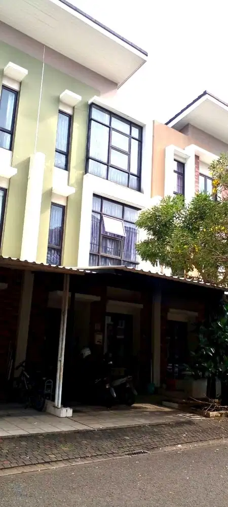 Dijual Cepat Kost Allogio Gading Serpong