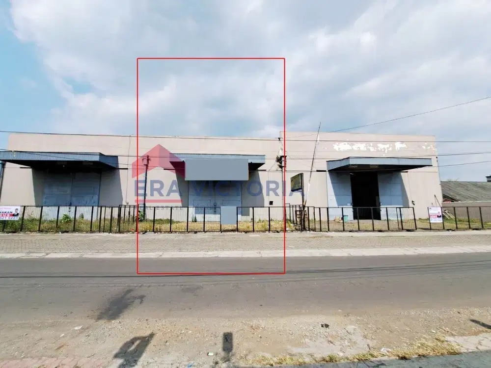 Gudang siap pakai di kawasan pergudangan Lawang Malang