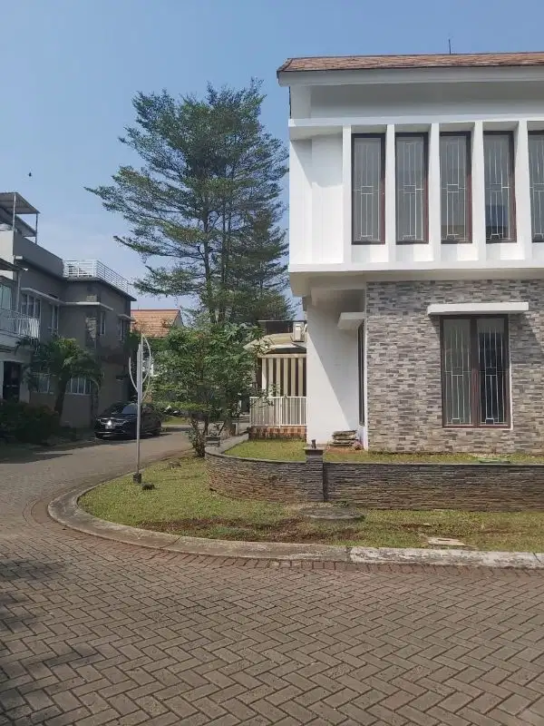 Rumah Cantik Posisi Hoek Discovery Bintaro Jaya CPA13096