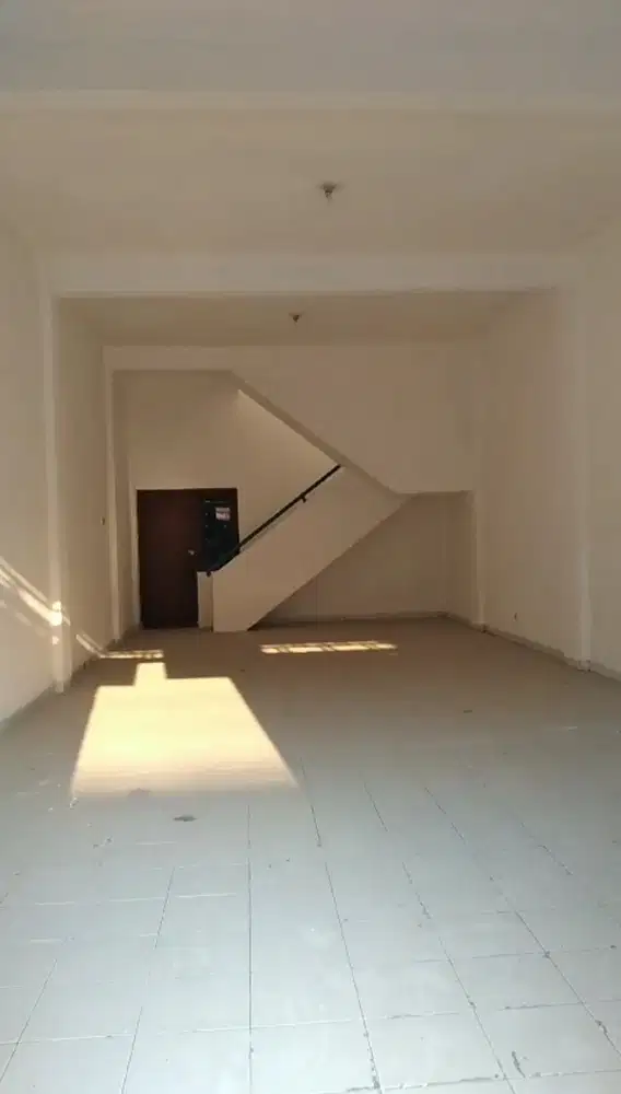 Ruko Taman Tiara Regency 2Lt Parkir Luas