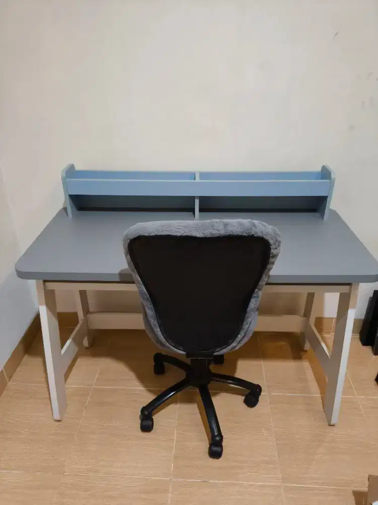 PAKET MEJA BELAJAR + KURSI INFORMA PRELOVED