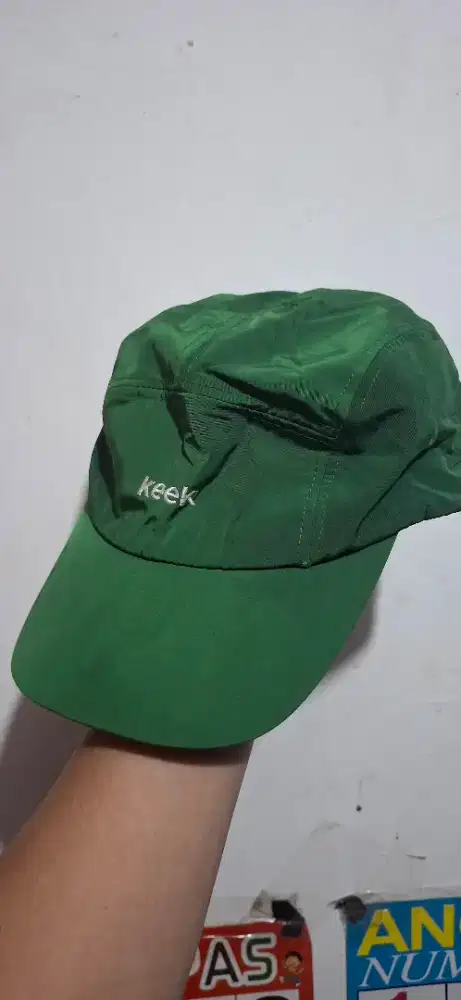 Topi 5 panel ada minus