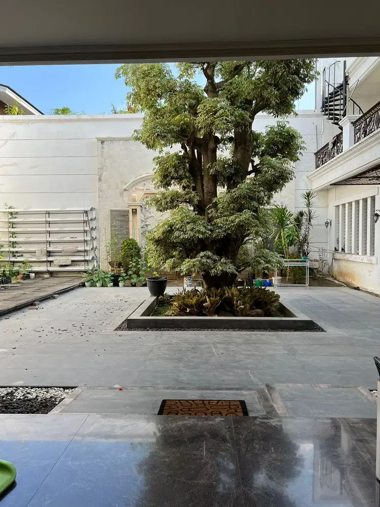 Raya Dharmahusada Permai Siap Huni dekat MERR dan Galaxy Mall