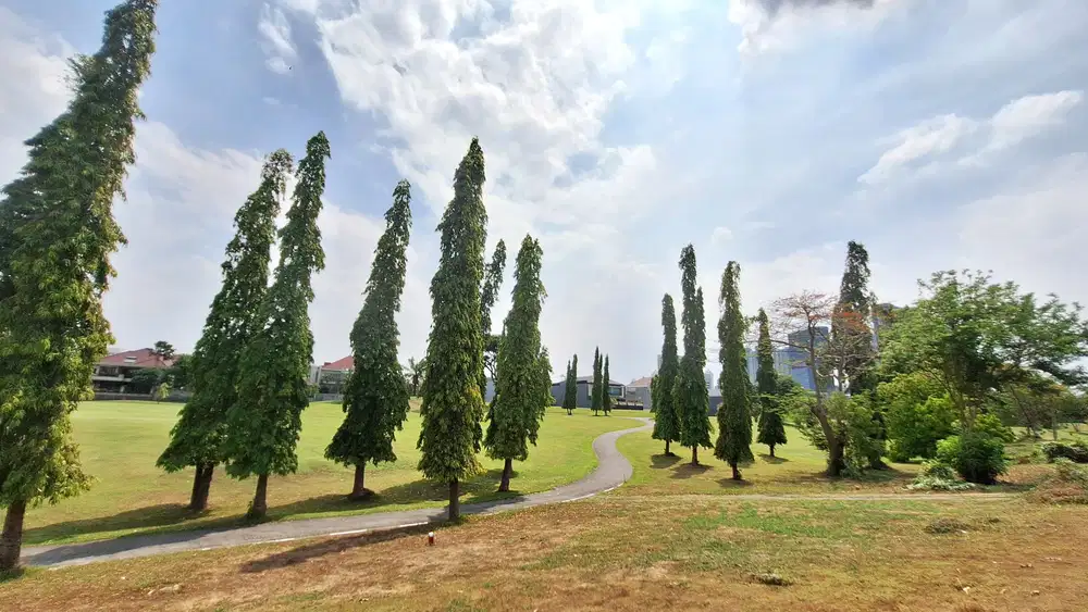 LONG GOLF VIEW BDG BUKIT DARMO GOLF RUMAH BEBAS DESAIN DKT GRAHA FAMIL