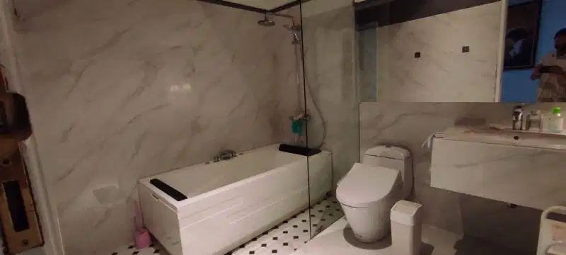 Rumah mewah, pool, siap huni di gaharu, Cipete Jaksel