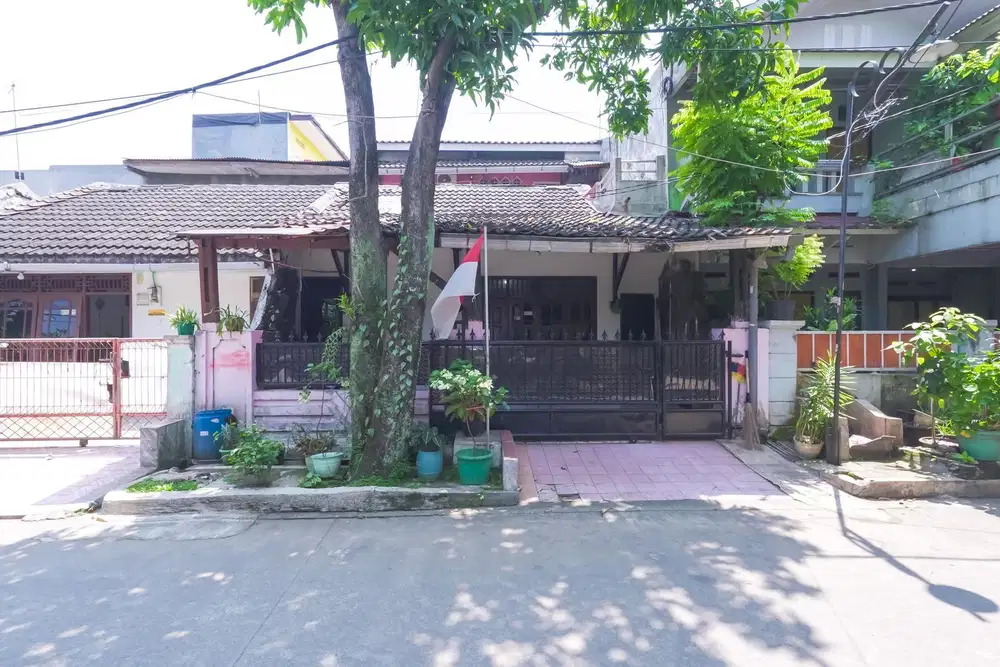 Rumah 2 Lantai 5 Menit ke Primaya Hospital Depok Dibantu KPR J-37046