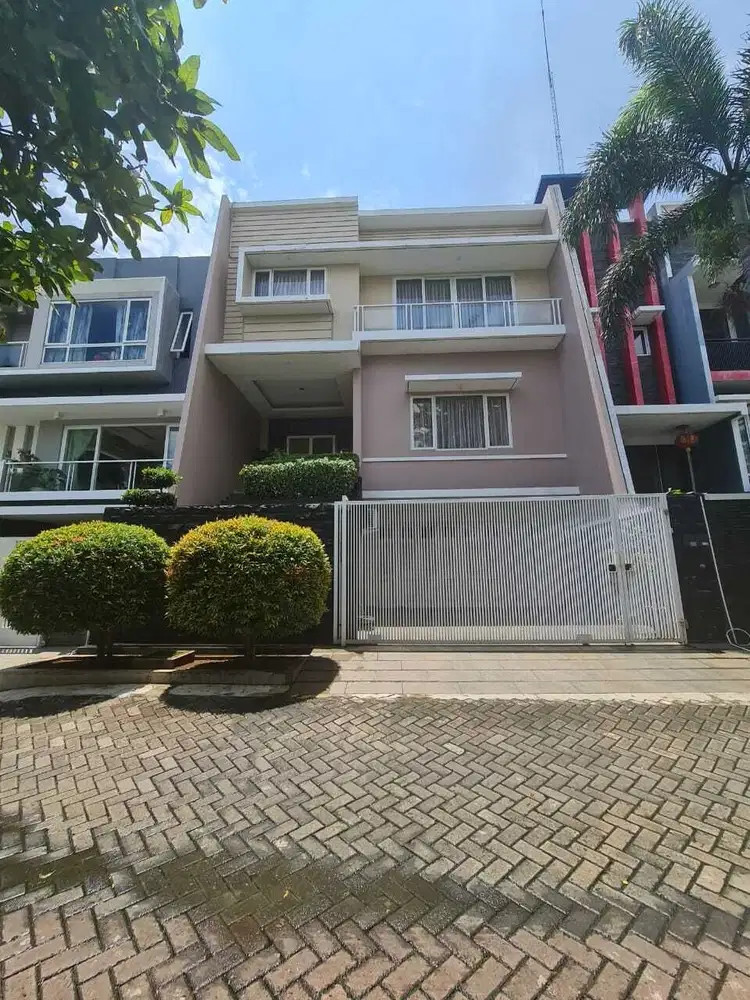 Di Jual Rumah Grisenda Rapi Siap Huni Lt : 10 x 20 LB : 500