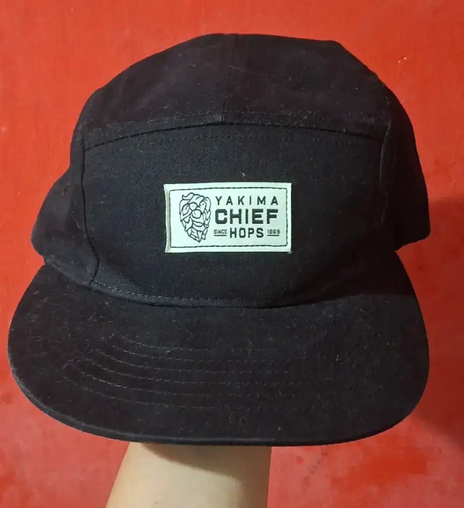 Topi 5 panel hitam pekat
