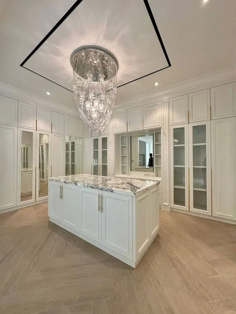 LXMMT0119 Dijual Rumah Mewah Baru Dengan Kolam Renang Menteng