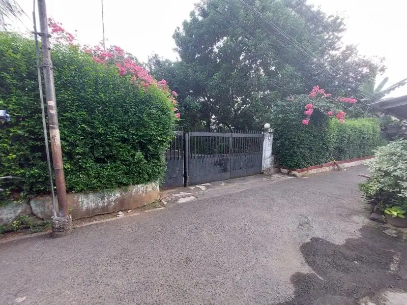 Di Jual Tanah dan Bangunan Harga 70 % NJOP Jaksel