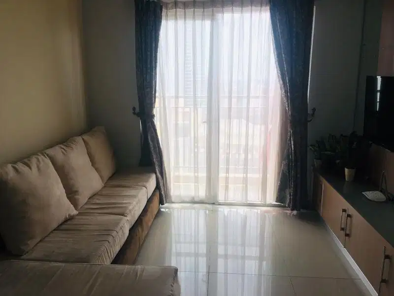 Disewakan Apartemen Cosmo Mansion 3 br+1 View timur furnish