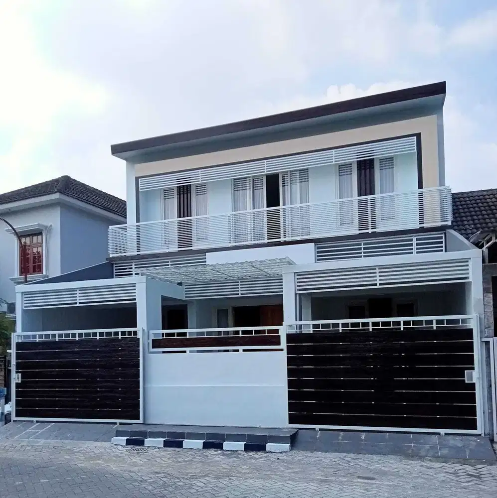 Rumah di jual di Kompleks Mutiara Regency Blok C, Sidoarjo