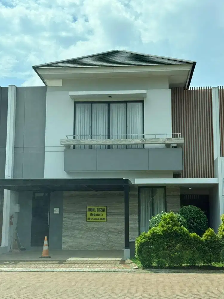Dijual Rumah Mewah dan Nyaman (lokasi premium Boulevard Bintaro Jaya)