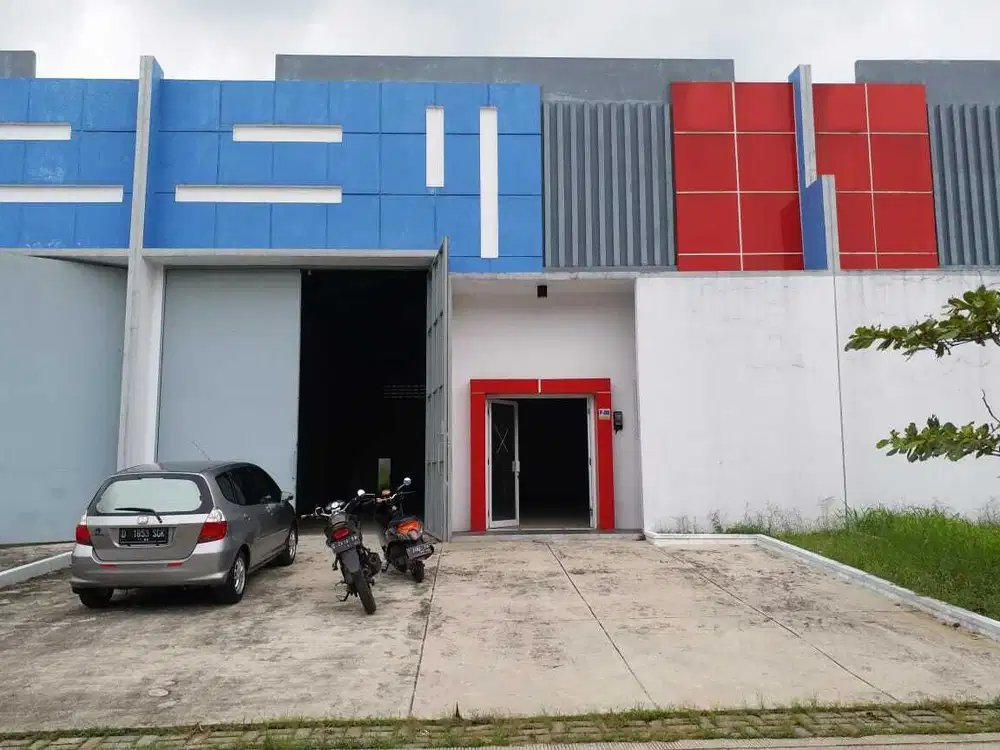 Dijual TERMURAH Gudang siap pakai di Karawang Sentra Bizhub