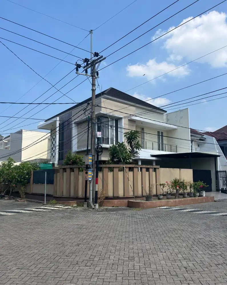 Dijual cepat rumah di Taman Pondok Indah, Wiyung‼
