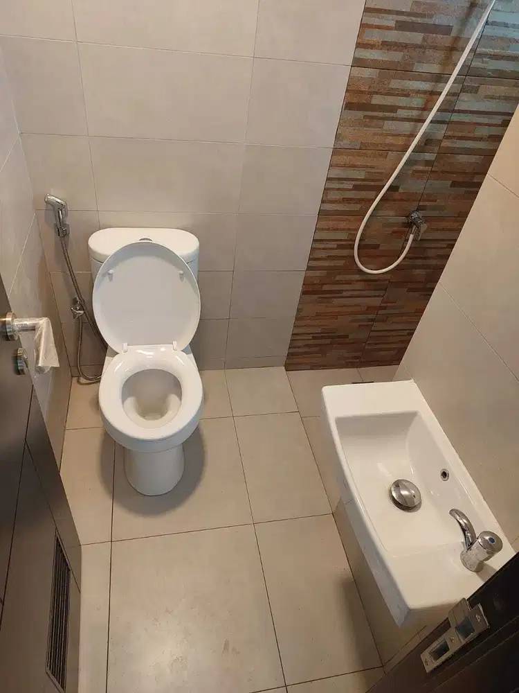 Dijual Rumah di Cluster Regia Residence Summarecon Crown Gading Bekasi