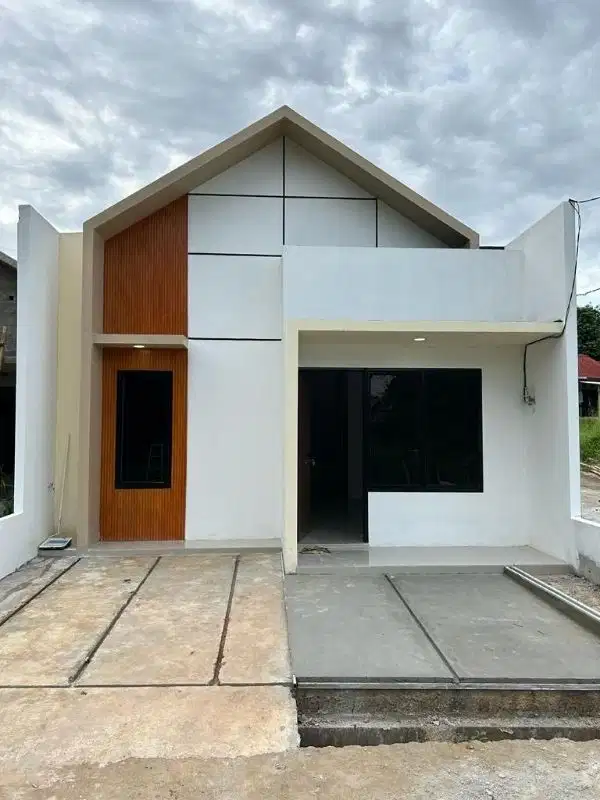 di jual Rumah Siap Huni Bebas Bajir deket Stasiun