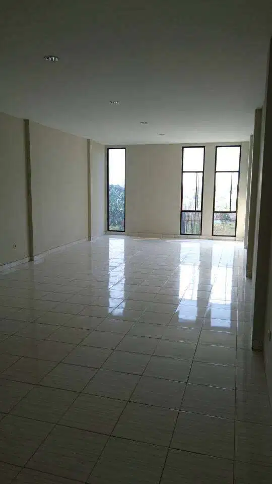 DIJUAL RUKO (Siap Huni) DI CIPULIR KEBAYORAN LAMA JAKARTA SELATAN.