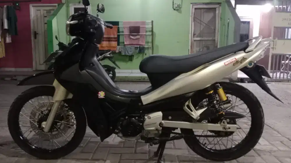Dijual cepat yamaha jupiter z 2009 ss komplit mulus apik