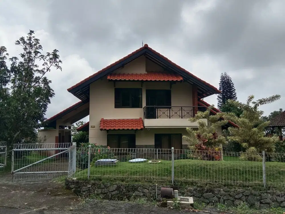 DISEWAKAN/ DIJUAL VILLA BUKIT TRAWAS GARDEN 3