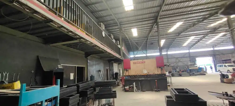 Dijual Gudang Workshop Bonus 2 Ruko Jababeka 2 Cikarang