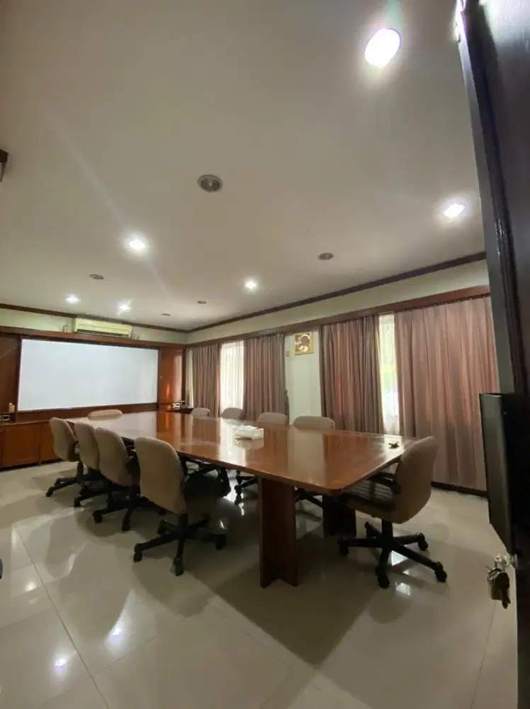 Jual Rumah Kantor zona Komersil Jl. Falatehan Blok M Kebayoran Jaksel