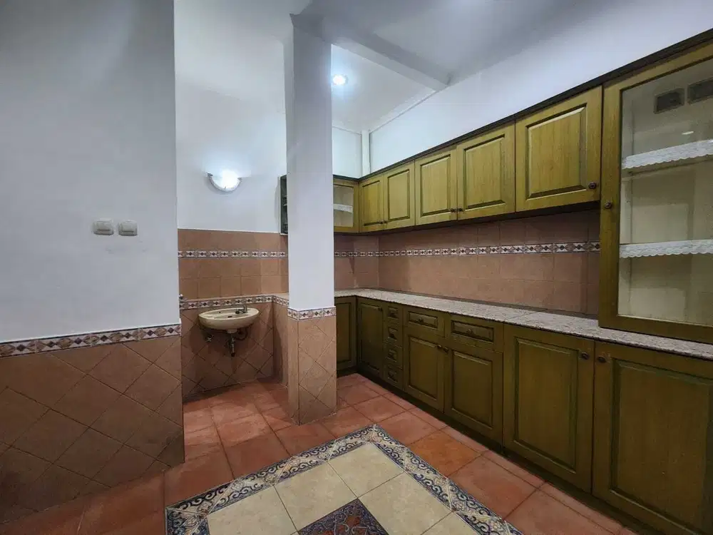 Rumah Hook Siap Huni di Surya Wijaya Sunrise Garden