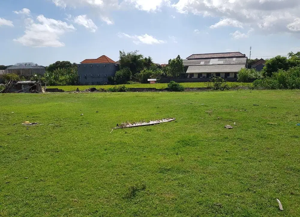 TANAH 16,7 ARE JALAN. BATAN KEPUH CANGGU. BERAWA