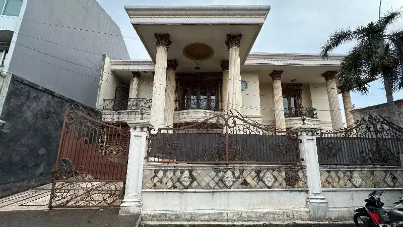 Jual rumah Jl. Rimba dekat Essence Dharmawangsa Jaksel