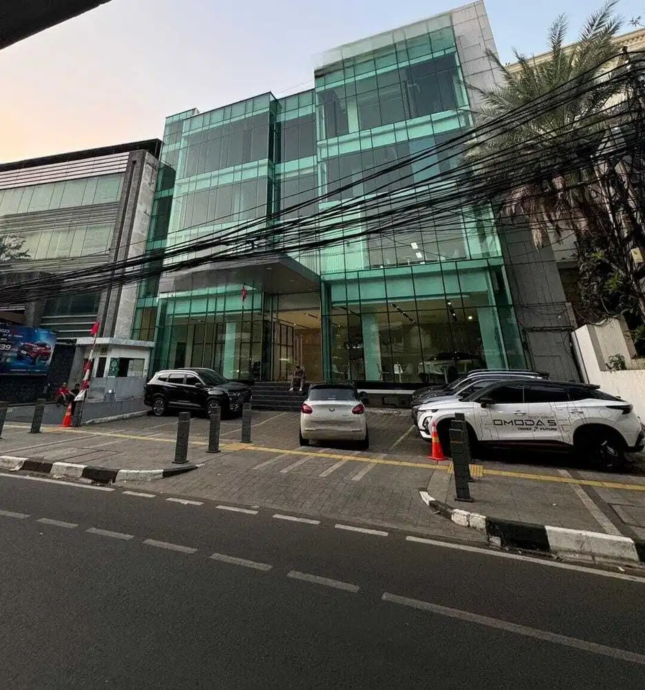 Jual gedung kantor siap pakai area Senopati Jaksel