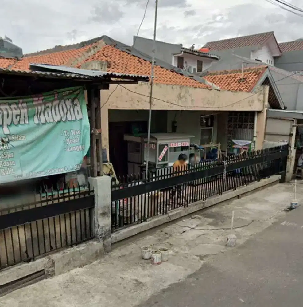 Dijual Cepat Rumah tua hitung tanah Jl. Karbela Setiabudi Jaksel