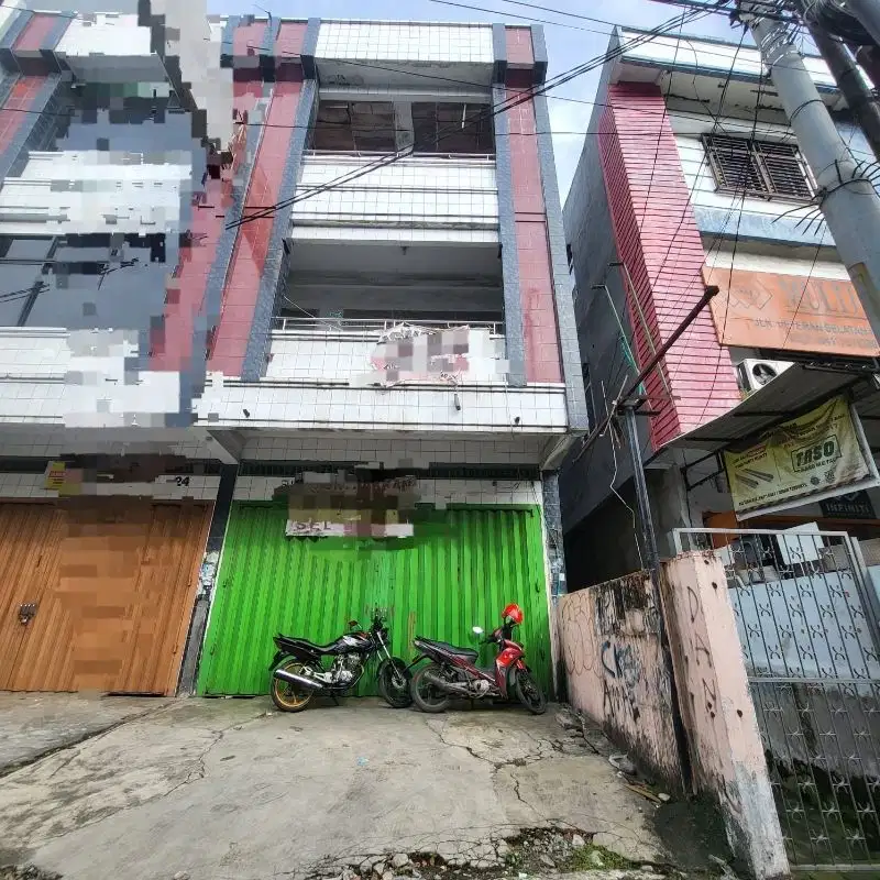 Ruko 3 Lantai di Veteran Selatan