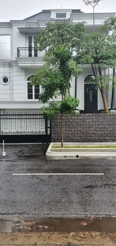 Jarang ada! Rumah Hook Brandnew Brawijaya Kebayoran Bari