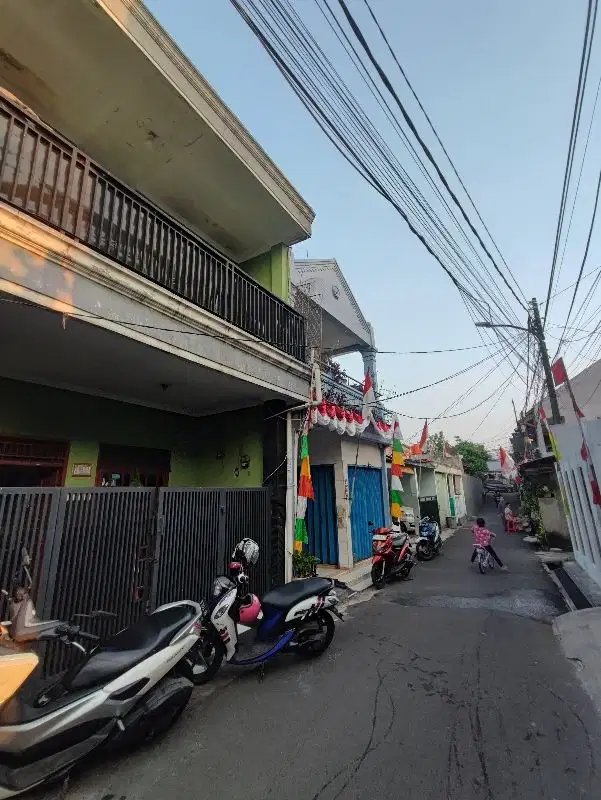 Rumah kost 12 kamar di Jagakarsa Jakarta Selatan