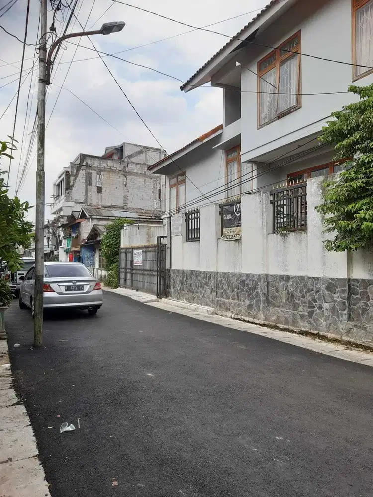 UPDATE HARGA DIJUAL RUMAH SIAP HUNI POSISI HOEK RADIO DALAM  JL. H. SA