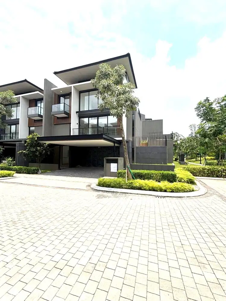 Dijual Rumah Hoek Mewah 3 Lantai Cluster Laurel Nava Park BSD